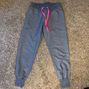 FIGS graphite S joggers